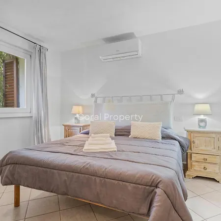 Appartement M - Centro - Giardino Privato - Wifi - Ac - By Coral Baja Sardinia
