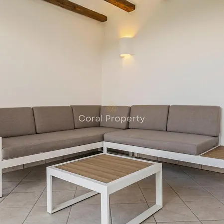 M - Centro - Giardino Privato - Wifi - Ac - By Coral Baja Sardinia